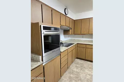 9346 W Madero Drive, Arizona City, AZ 85123 - Photo 17