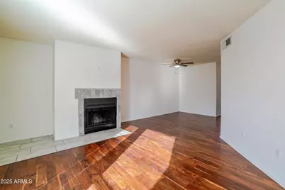 11640 N 51st Avenue N #250, Glendale, AZ 85304 - Photo 9