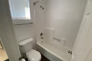 1017 E Maryland Ave, Phoenix, AZ 85014 - Photo 9