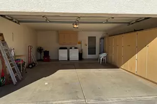 3320 W Melinda Ln, Phoenix, AZ 85027 - Photo 15