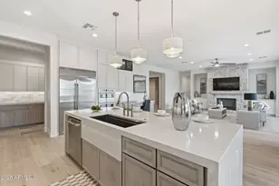 9864 W Black Hill Rd, Peoria, AZ 85383 - Photo 11