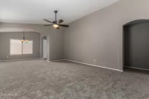 11338 W Austin Thomas Dr, Surprise, AZ 85378 - Photo 7