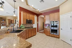 22721 W Mark Ln, Wittmann, AZ 85361 - Photo 3