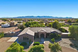 22721 W Mark Ln, Wittmann, AZ 85361 - Photo 7