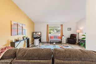 2271 Orchid Dr, Sierra Vista, AZ 85635 - Photo 7