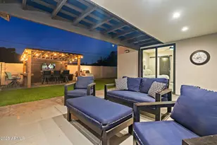 928 E Berridge Ln, Phoenix, AZ 85014 - Photo 75