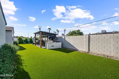 928 E Berridge Lane, Phoenix, AZ 85014 - Photo 57