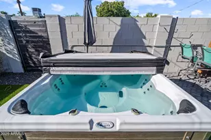 928 E Berridge Ln, Phoenix, AZ 85014 - Photo 55