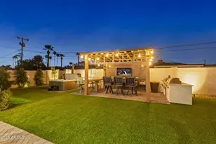 928 E Berridge Ln, Phoenix, AZ 85014 - Photo 79