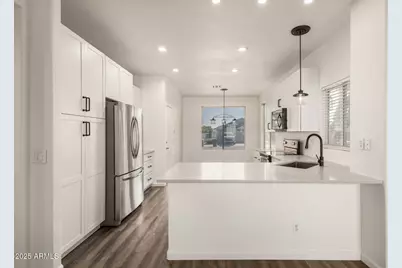 8006 W Salter Drive, Peoria, AZ 85382 - Photo 13