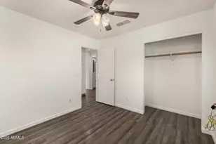 8006 W Salter Dr, Peoria, AZ 85382 - Photo 23