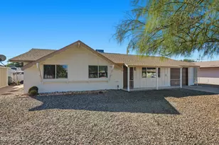 10537 W La Jolla Dr, Sun City, AZ 85351 - Photo 5