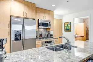 7121 E Rancho Vista Dr, Scottsdale, AZ 85251 - Photo 23