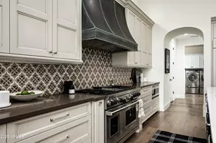 10263 E Windrunner Dr, Scottsdale, AZ 85255 - Photo 23