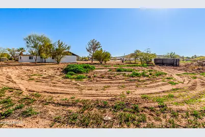 13637 S Watermann Lane, Buckeye, AZ 85326 - Photo 29