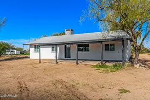 13637 S Watermann Ln, Buckeye, AZ 85326 - Photo 3