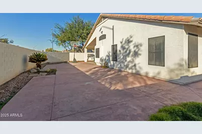 128 N 166th Lane, Goodyear, AZ 85338 - Photo 31