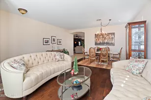 9840 W Echo Ln, Peoria, AZ 85345 - Photo 11