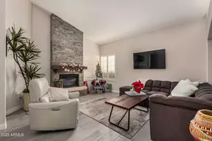 25236 S Flame Tree Dr, Sun Lakes, AZ 85248 - Photo 11