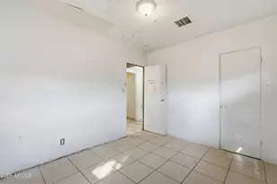 117 W Roeser Rd, Phoenix, AZ 85041 - Photo 21