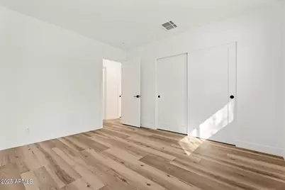 8532 E Sheridan Street, Scottsdale, AZ 85257 - Photo 17