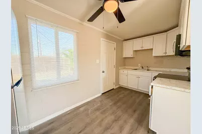 2 E Navajo Road #F, Tucson, AZ 85705 - Photo 7