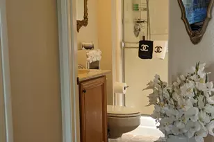 10585 W Palmeras Dr, Sun City, AZ 85373 - Photo 21