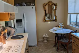 10585 W Palmeras Dr, Sun City, AZ 85373 - Photo 7