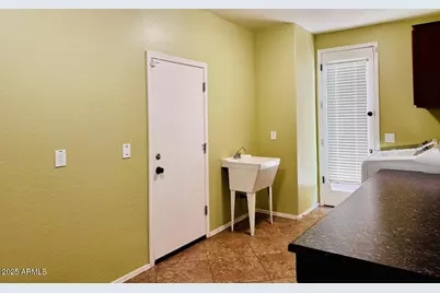 23565 W Hopi Street, Buckeye, AZ 85326 - Photo 37