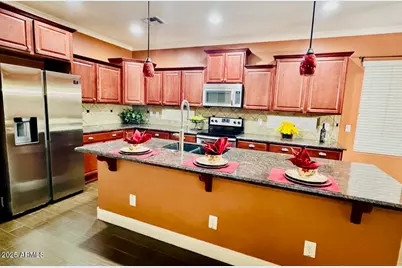 23565 W Hopi Street, Buckeye, AZ 85326 - Photo 11