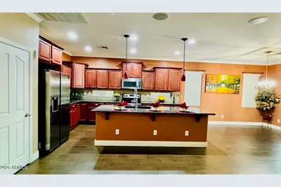 23565 W Hopi Street, Buckeye, AZ 85326 - Photo 9