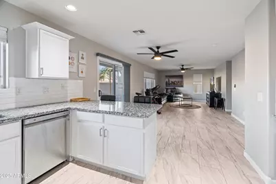 17524 W Acapulco Lane, Surprise, AZ 85388 - Photo 11