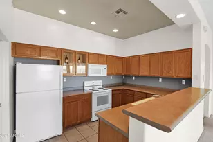 3131 E Legacy Dr, Phoenix, AZ 85042 - Photo 11