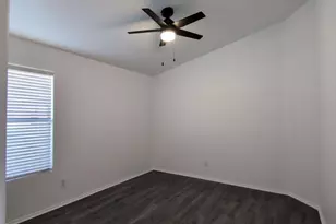 1123 E Constitution Dr, Gilbert, AZ 85296 - Photo 15