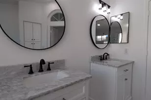 1123 E Constitution Dr, Gilbert, AZ 85296 - Photo 25
