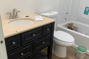 2636 E Tonto Ln, Phoenix, AZ 85050 - Photo 11