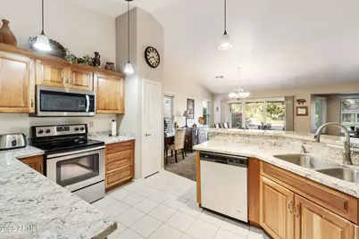 24714 S Ontario Drive, Sun Lakes, AZ 85248 - Photo 17