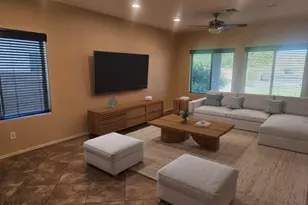 1682 W Blaylock Dr, Phoenix, AZ 85085 - Photo 3