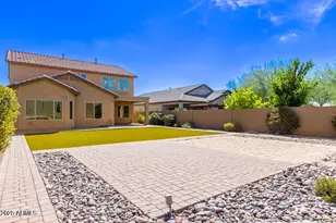 1682 W Blaylock Dr, Phoenix, AZ 85085 - Photo 15