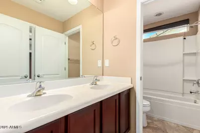 1682 W Blaylock Drive, Phoenix, AZ 85085 - Photo 11