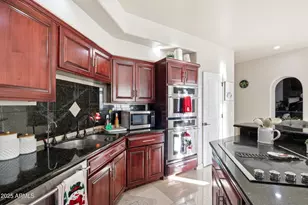 330 N Cloverfield Cir, Litchfield Park, AZ 85340 - Photo 23