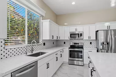 2225 W Olive Way, Chandler, AZ 85248 - Photo 9