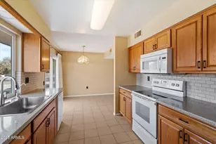 10528 W Tumblewood Dr, Sun City, AZ 85351 - Photo 1