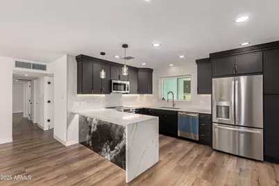 3707 E Amelia Avenue, Phoenix, AZ 85018 - Photo 5