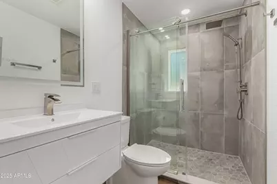 3707 E Amelia Avenue, Phoenix, AZ 85018 - Photo 19