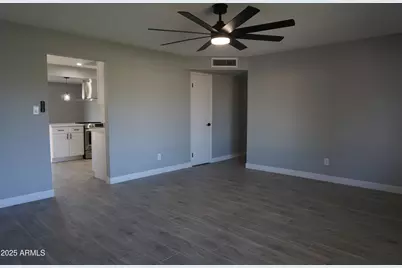 5607 N 73rd Avenue, Glendale, AZ 85303 - Photo 11