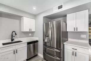 5607 N 73rd Ave, Glendale, AZ 85303 - Photo 9