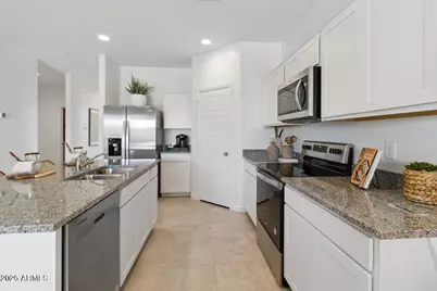 38210 W Frascati Avenue, Maricopa, AZ 85138 - Photo 5