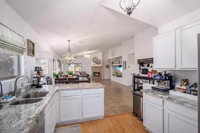 2246 E Soft Wind Drive, Phoenix, AZ 85024 - Photo 3