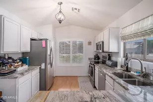 2246 E Soft Wind Dr, Phoenix, AZ 85024 - Photo 11